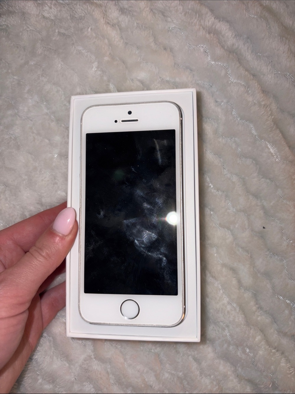 Apple iPhone 5 S - Needs Restored